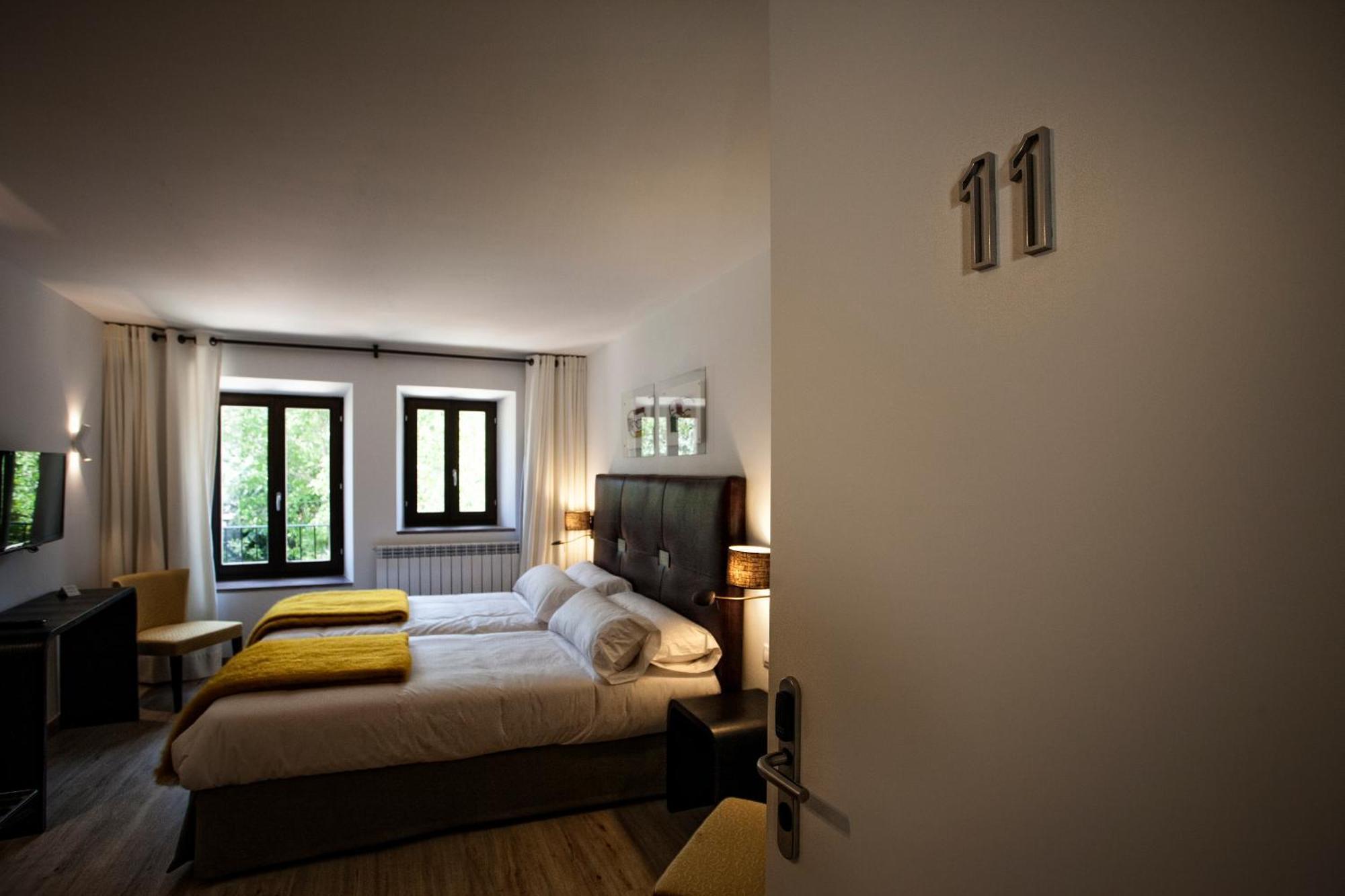 Hotel Pura Vida Valganon Ngoại thất bức ảnh