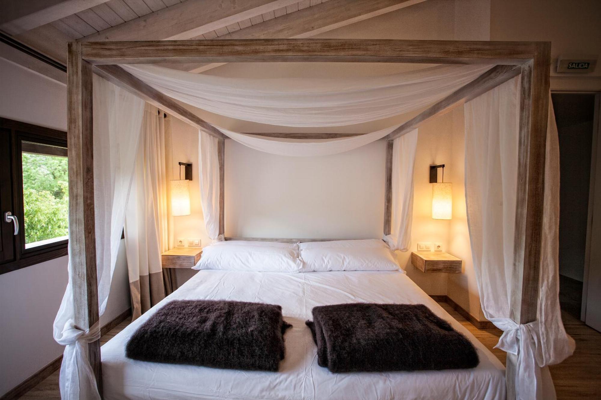 Hotel Pura Vida Valganon Ngoại thất bức ảnh