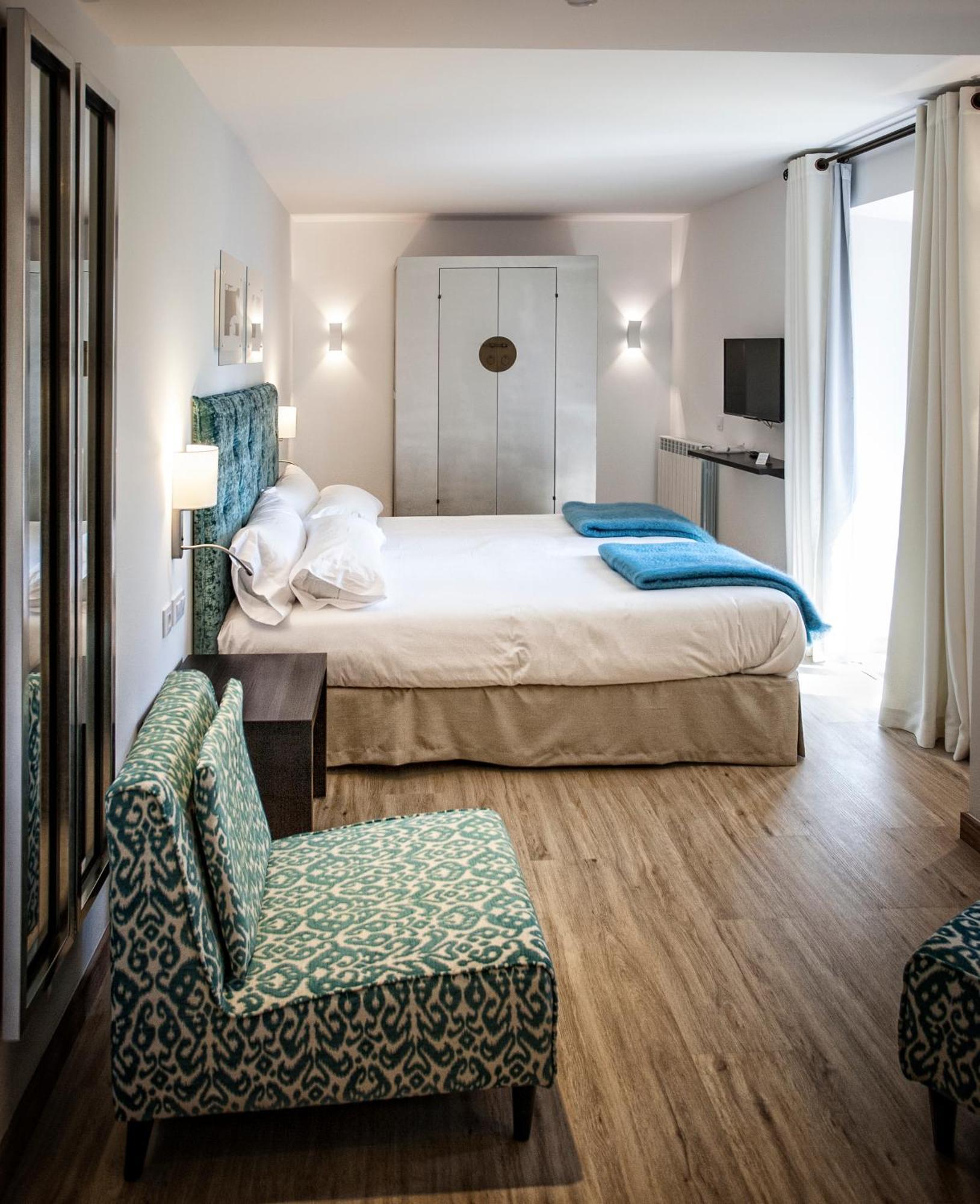 Hotel Pura Vida Valganon Ngoại thất bức ảnh