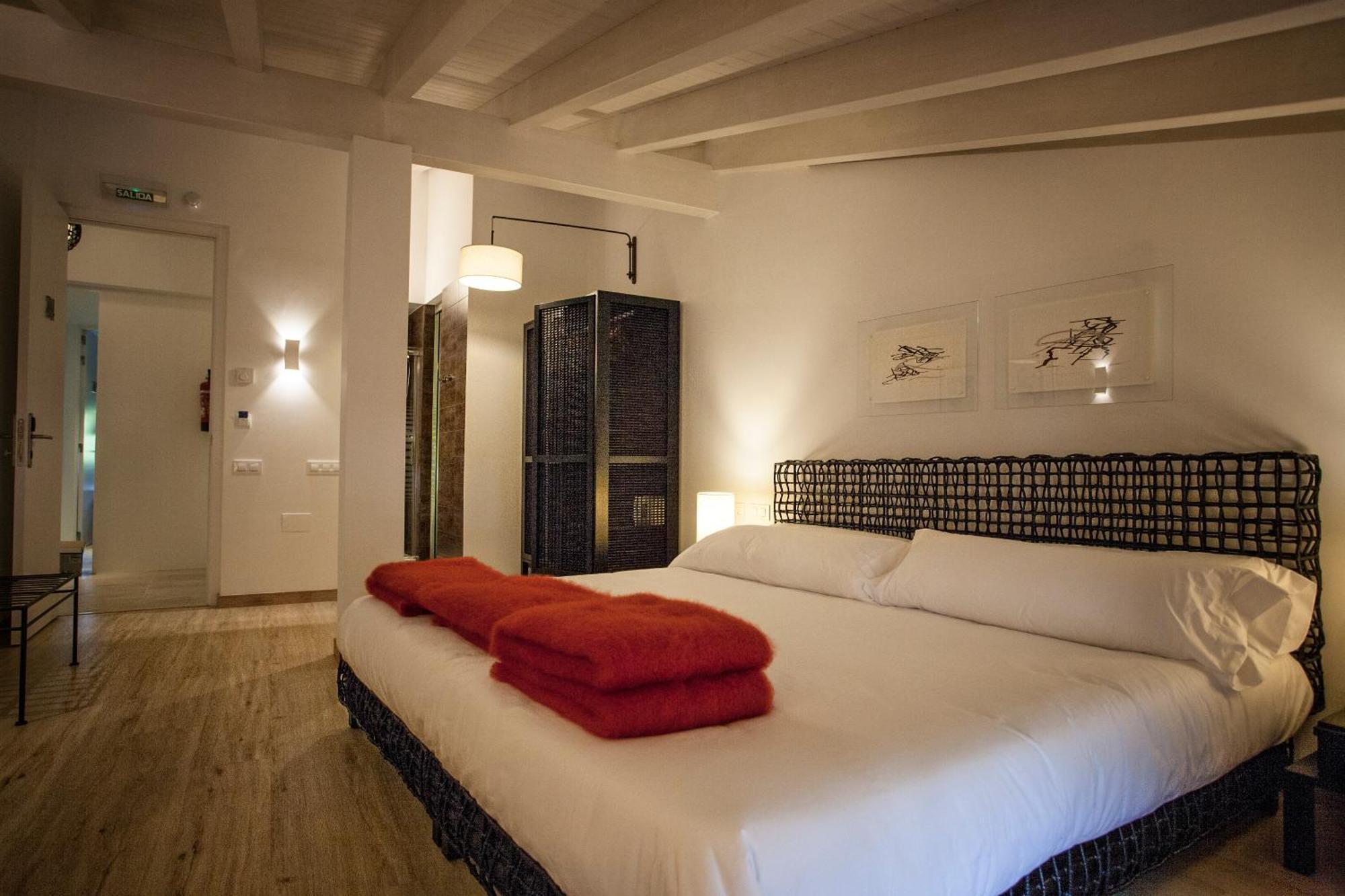 Hotel Pura Vida Valganon Ngoại thất bức ảnh