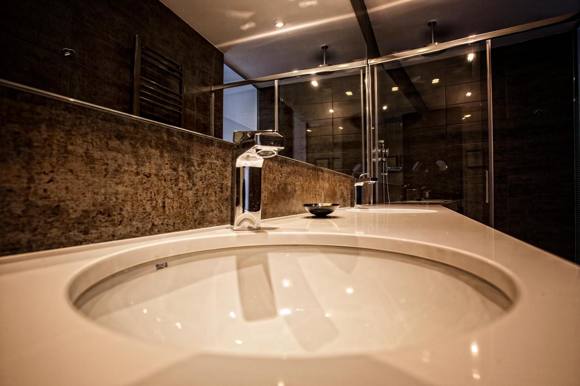 Hotel Pura Vida Valganon Ngoại thất bức ảnh