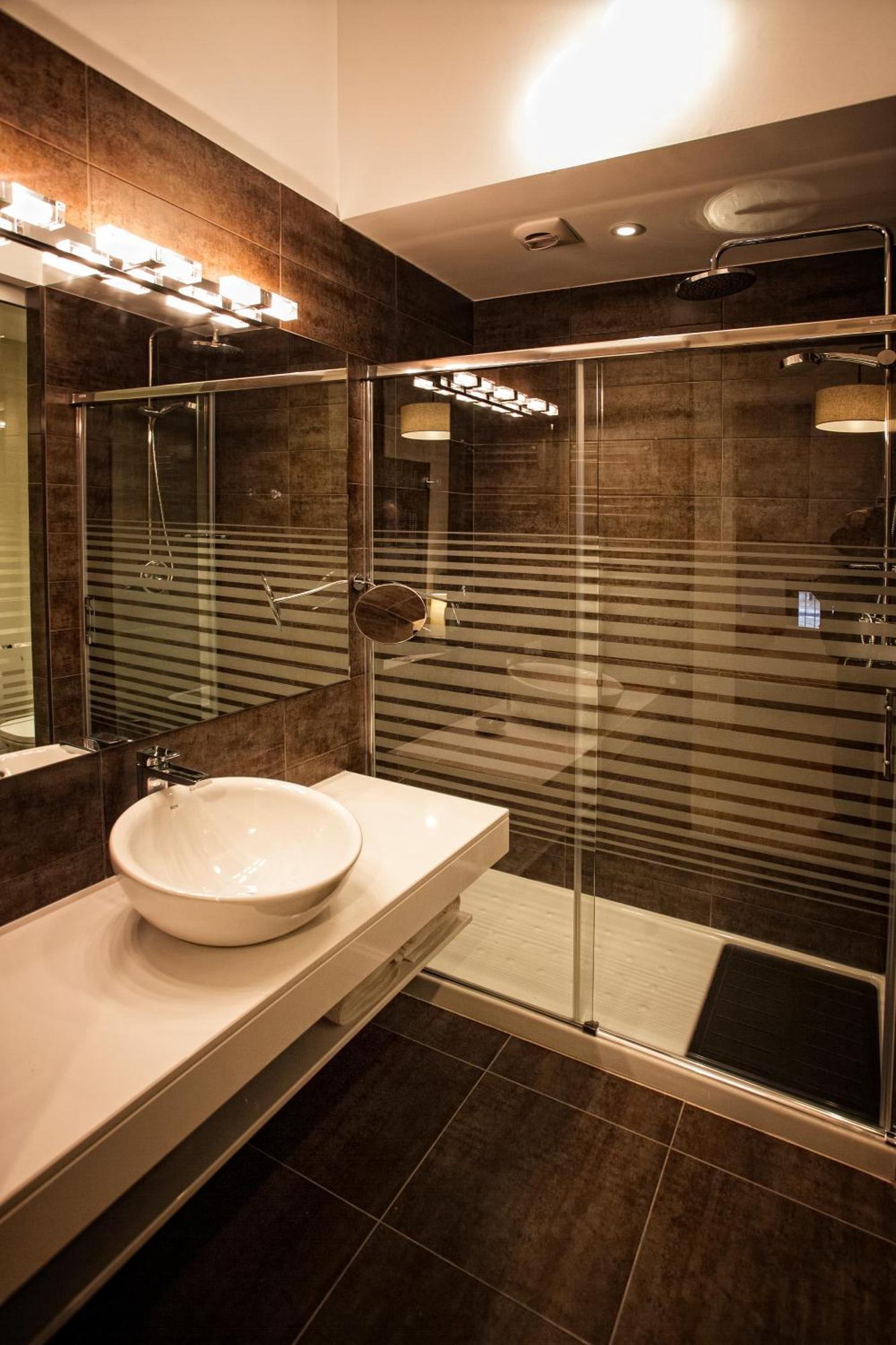 Hotel Pura Vida Valganon Ngoại thất bức ảnh