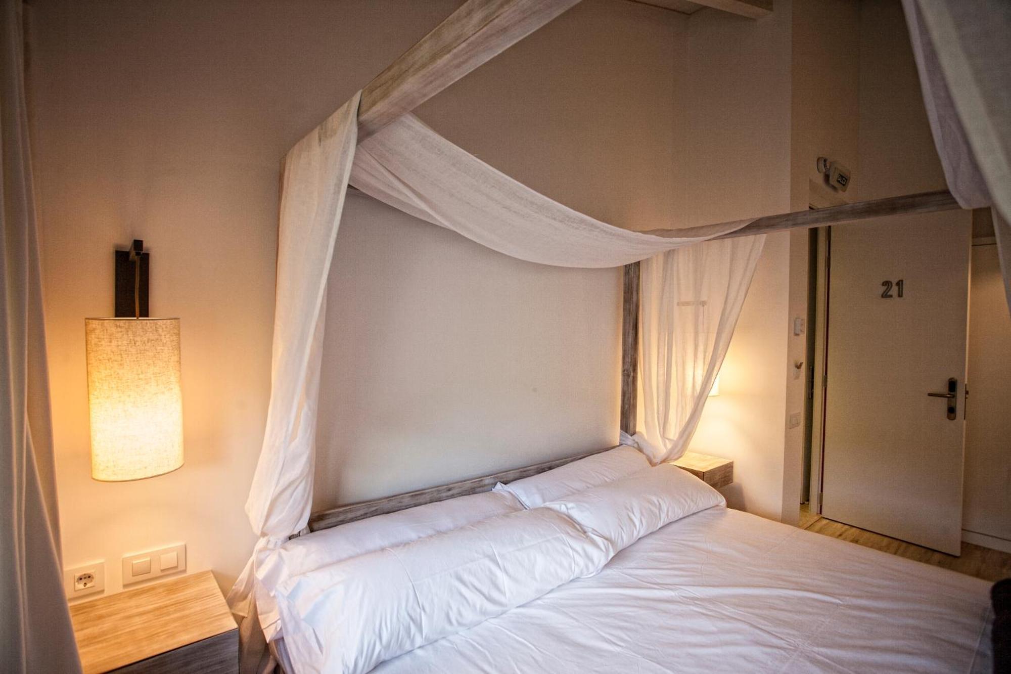 Hotel Pura Vida Valganon Ngoại thất bức ảnh